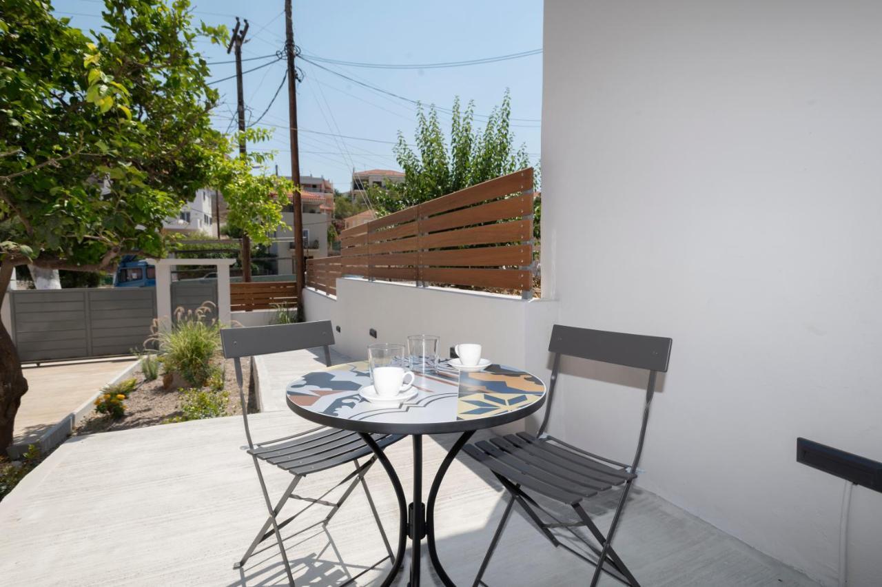 Camara Luxury Apartments Pylos Ngoại thất bức ảnh